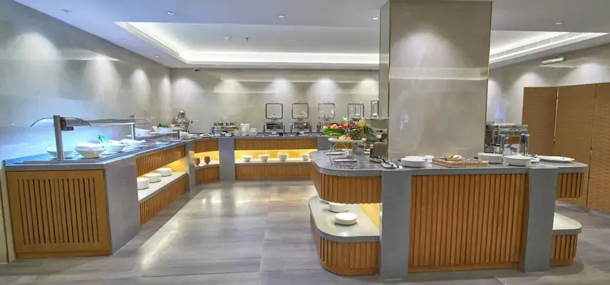 Platinum Hotel image